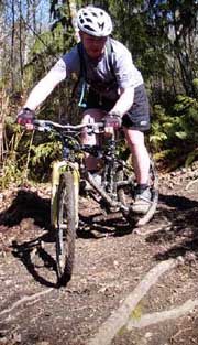 Mark Belles on Galbraith Mt.'s Bob's Trail on the Santa Cruz Superlight