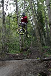 Jon Syre on the 2006 Kona Stinky