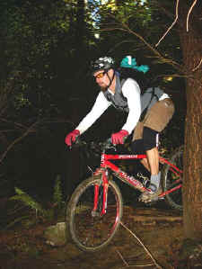 scott_anderson_112100.jpg (46691 bytes)