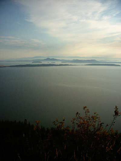 fidalgo_082300.jpg (14177 bytes)